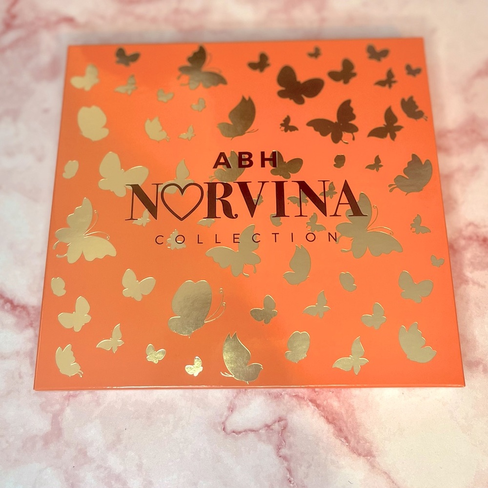Anastasia Beverly Hills Norvina Pro Pigment Eyeshadow Palette volume 3